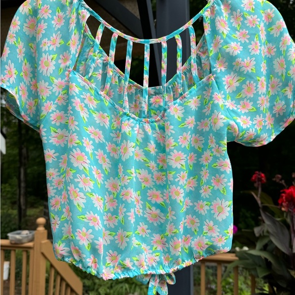 E hanger M, medium ladies halter top - Picture 4 of 6